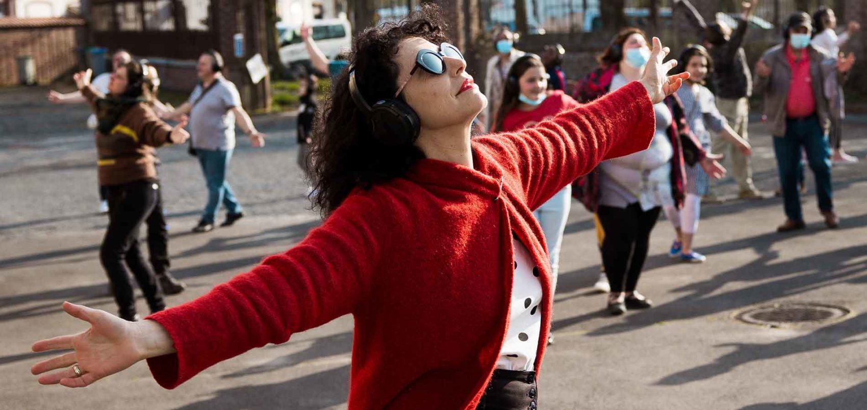 Donne-moi la main (Happy Manif) - La Soufflerie